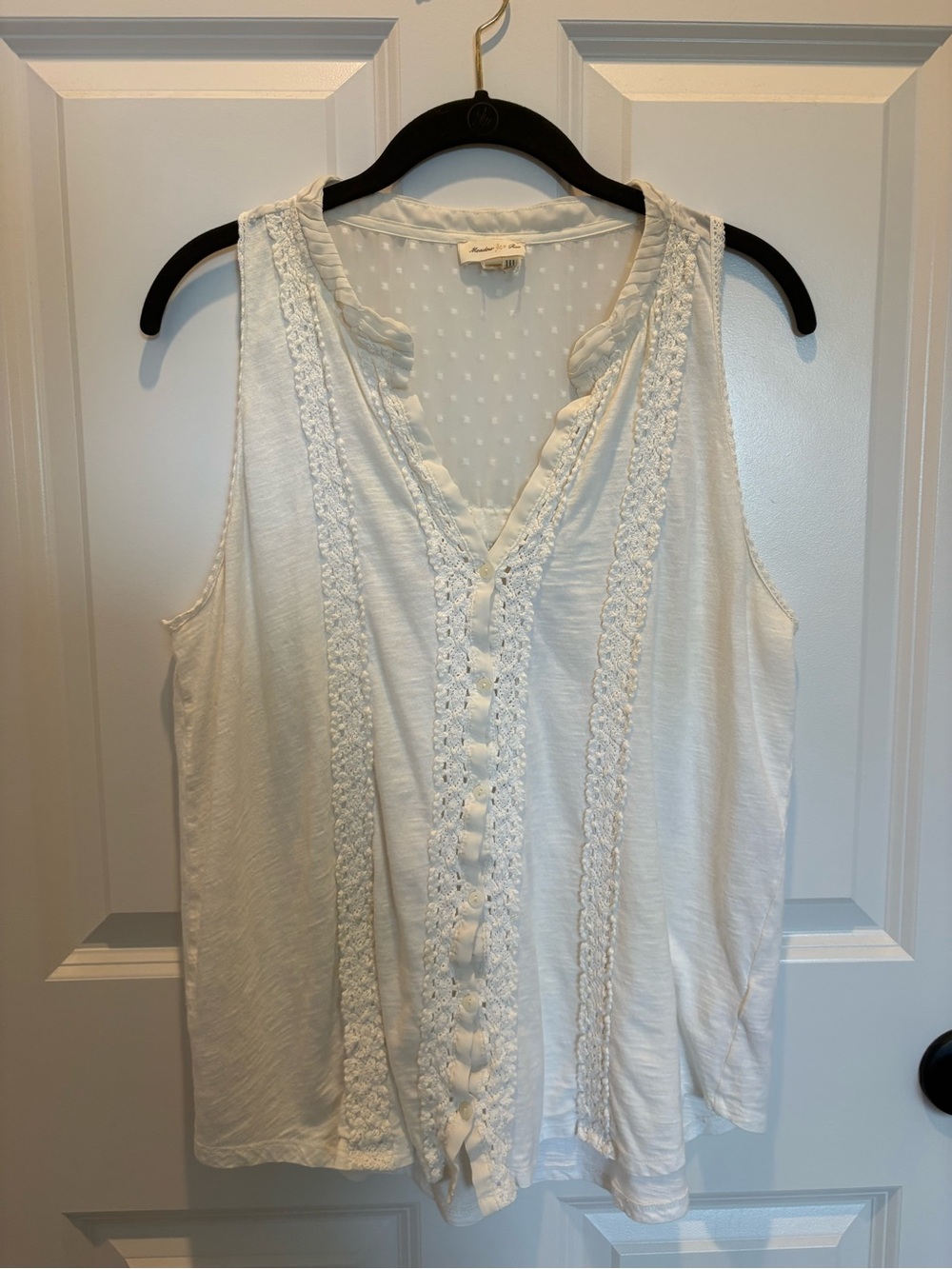 Anthropologie Meadow Rur White Sleeveless V-Neck Lace Trim Top